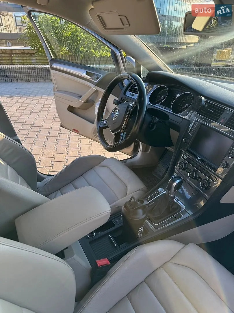 2015 Volkswagen Golf - мініатюра 12