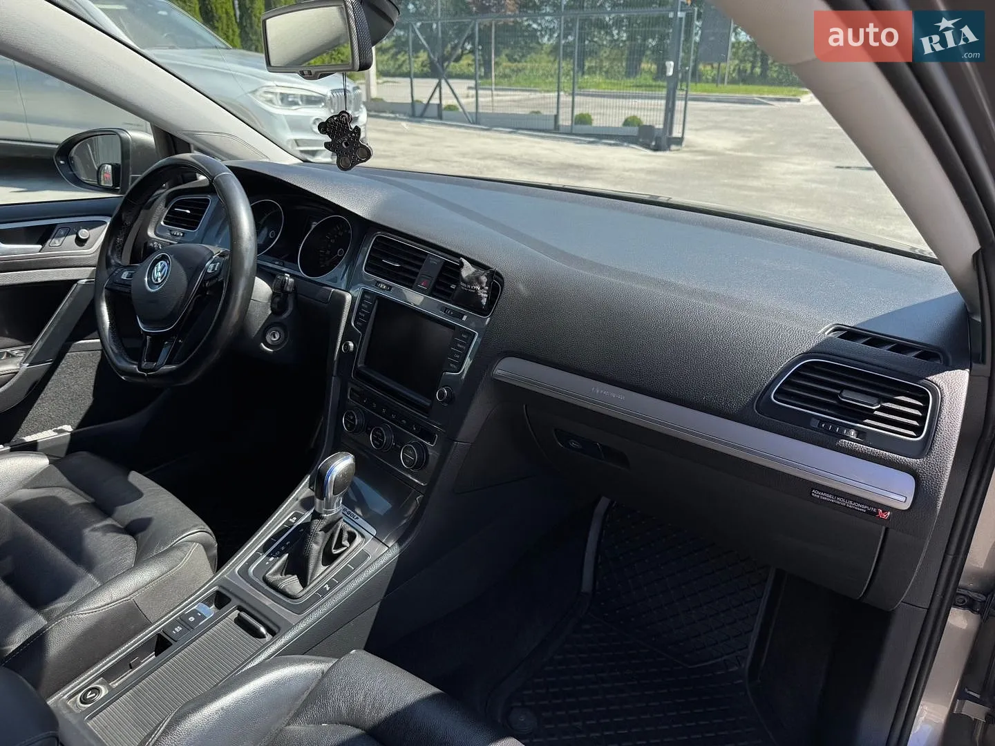2015 Volkswagen Golf - мініатюра 32