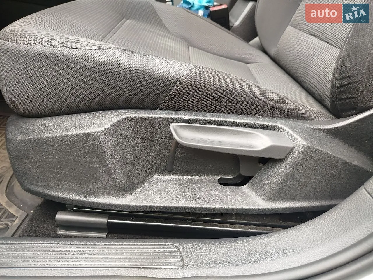 2019 Volkswagen Golf - мініатюра 37