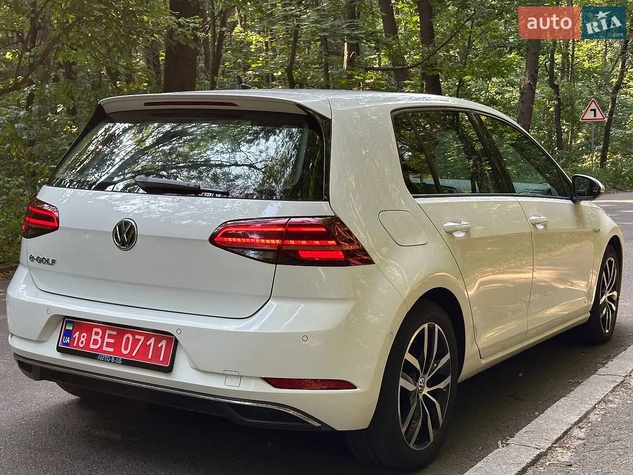 2018 Volkswagen Golf - мініатюра 8