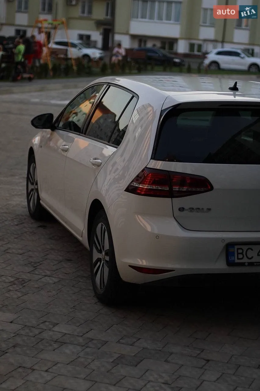 2014 Volkswagen Golf - мініатюра 2