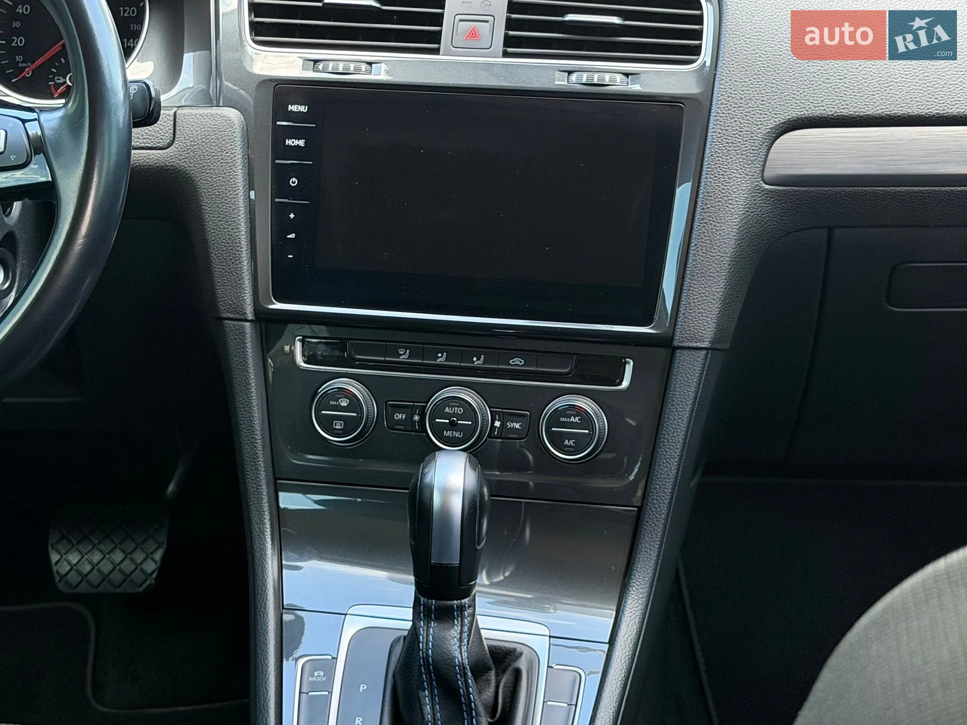 2020 Volkswagen Golf - мініатюра 36