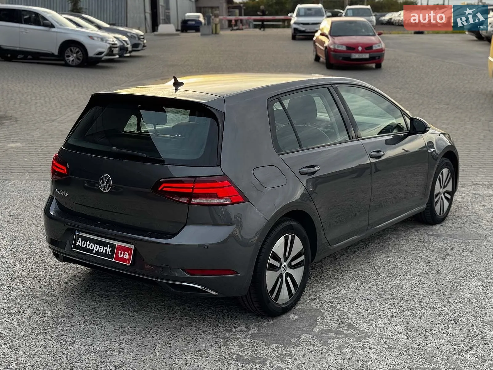 2017 Volkswagen Golf - мініатюра 11