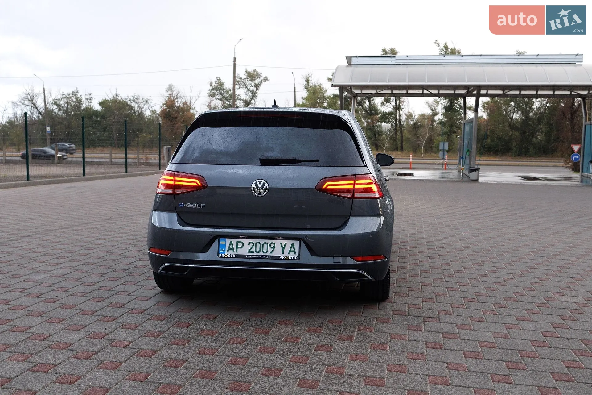 2017 Volkswagen Golf - мініатюра 10