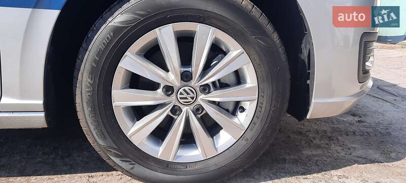 Седан Volkswagen e-Lavida 2019 в Барышевке