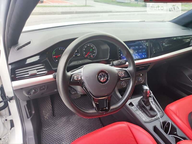 Седан Volkswagen e-Lavida 2019 в Львове