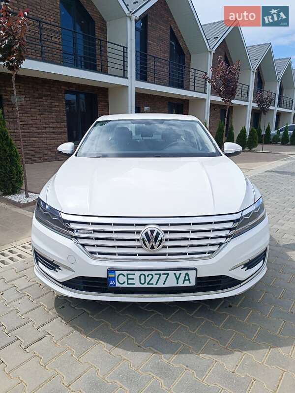 Седан Volkswagen e-Lavida 2021 в Черновцах