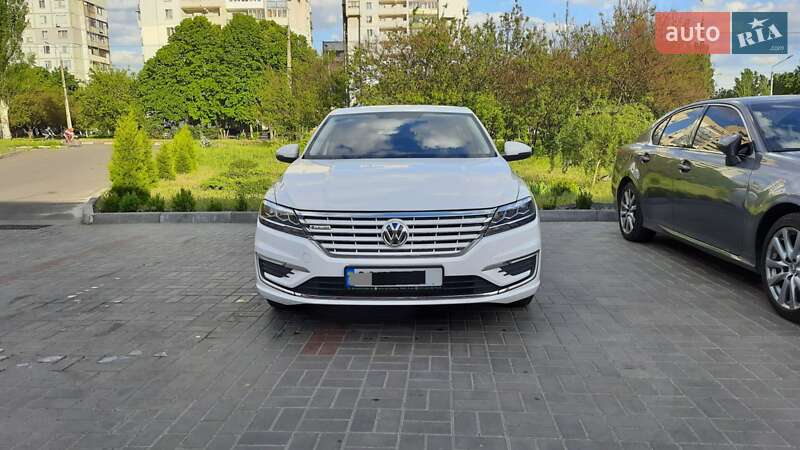 Седан Volkswagen e-Lavida 2021 в Черкасах