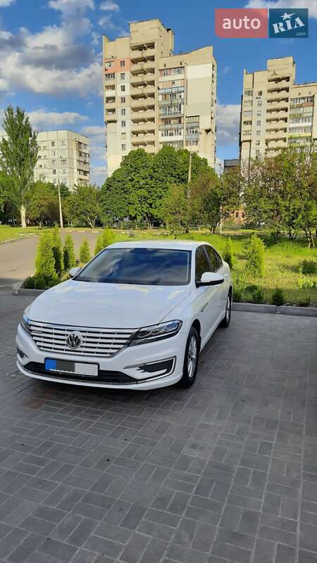 Volkswagen e-Lavida 2021