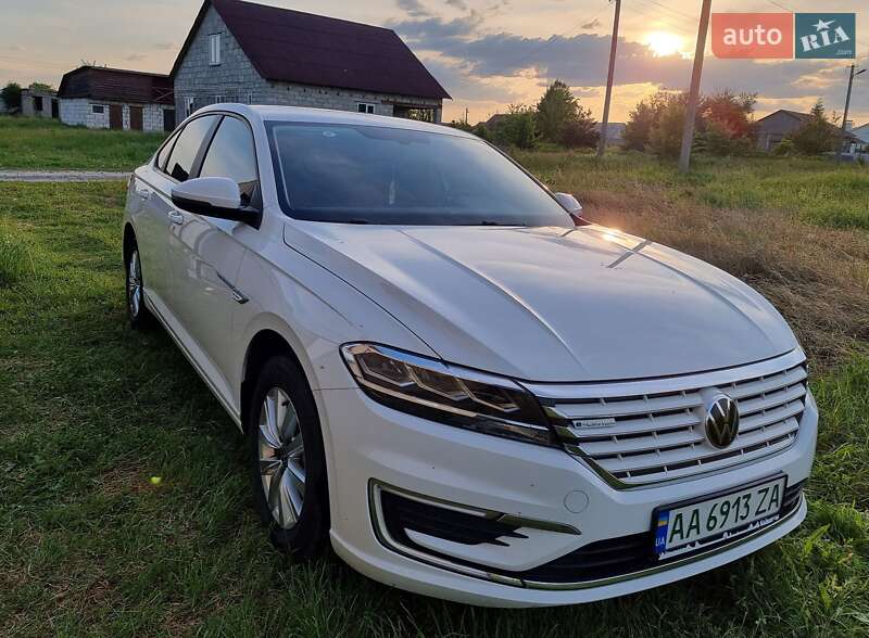 Volkswagen e-Lavida 2021