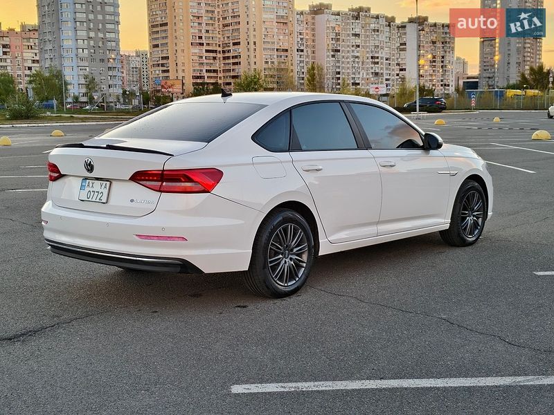 Седан Volkswagen e-Lavida 2019 в Киеве