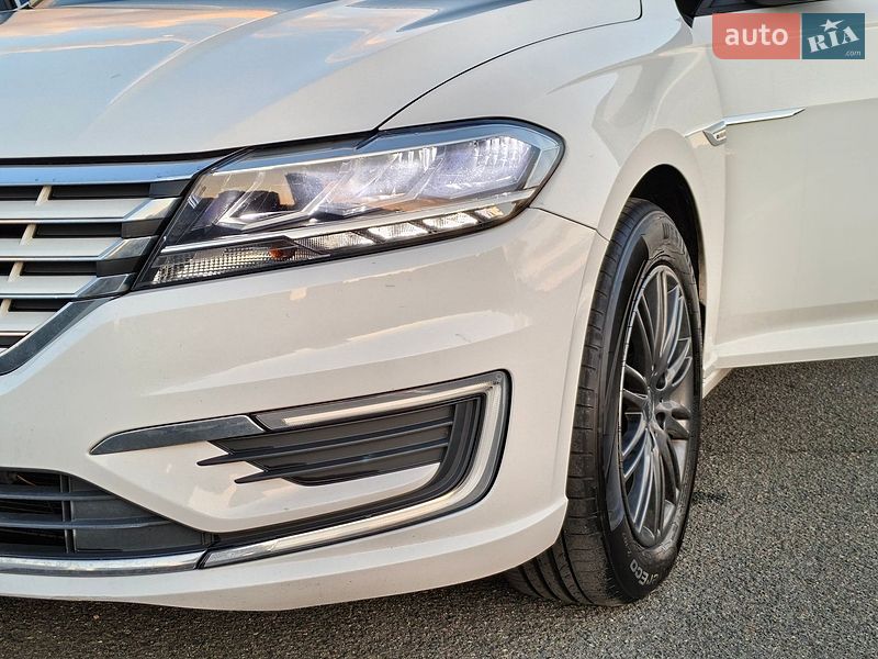 Седан Volkswagen e-Lavida 2019 в Киеве
