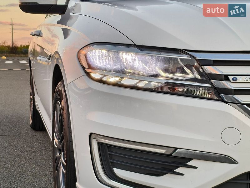 Седан Volkswagen e-Lavida 2019 в Киеве