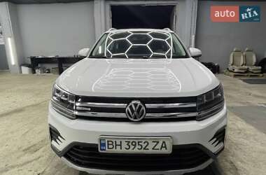 Позашляховик / Кросовер Volkswagen E-Tharu 2020 в Шостці