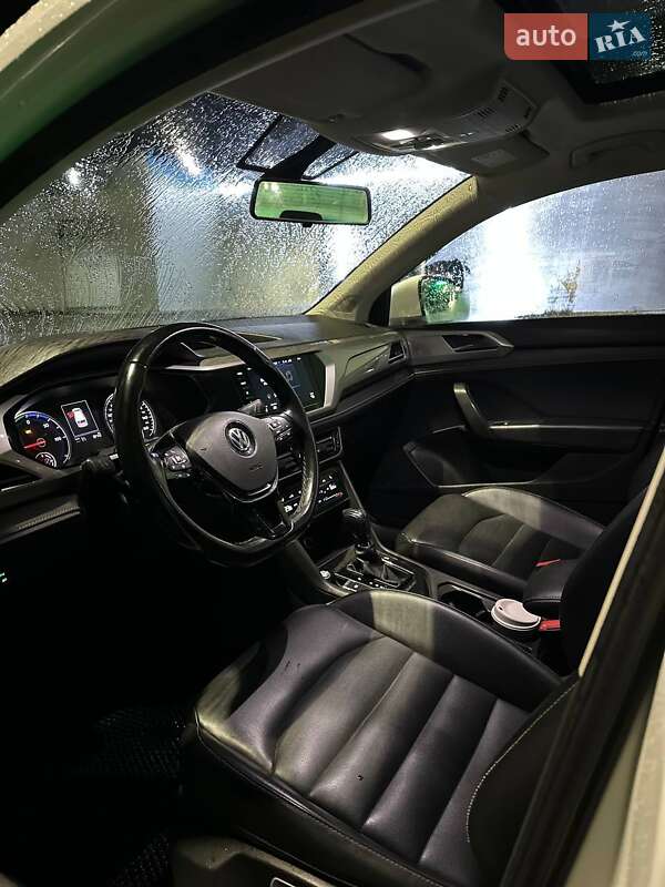Внедорожник / Кроссовер Volkswagen E-Tharu 2020 в Шостке