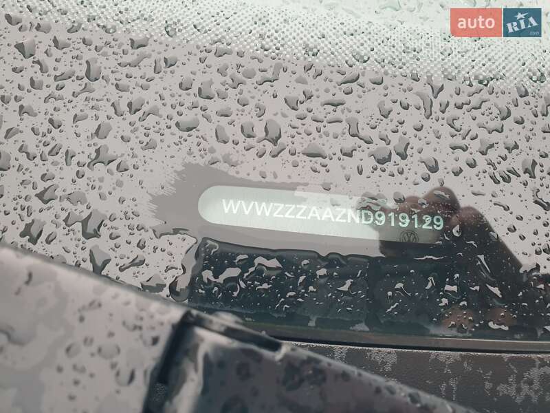 Хэтчбек Volkswagen e-Up 2021 в Киеве