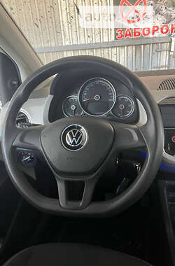 Хэтчбек Volkswagen e-Up 2020 в 