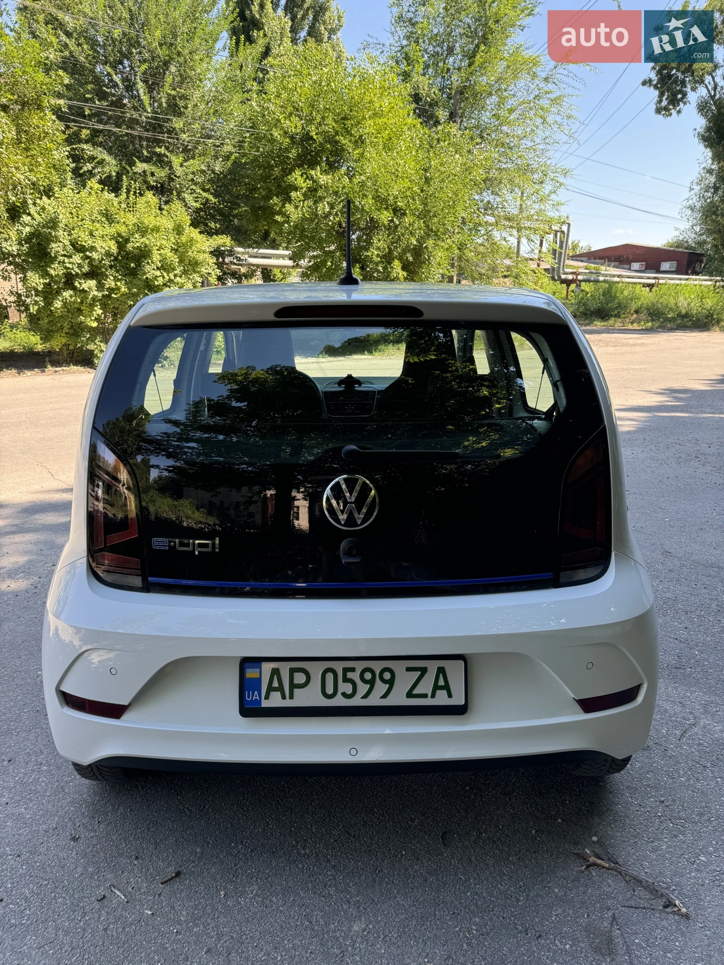 2022 Volkswagen up! - мініатюра 2