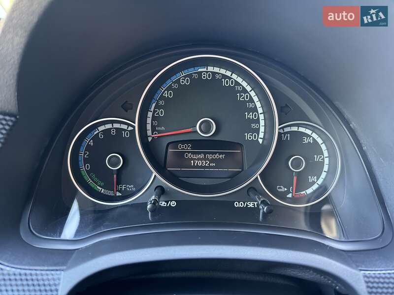 Хэтчбек Volkswagen e-Up 2022 в Запорожье