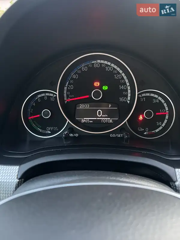 Хэтчбек Volkswagen e-Up 2017 в 