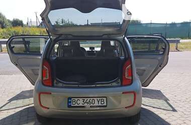 Хетчбек Volkswagen e-Up 2014 в Львові