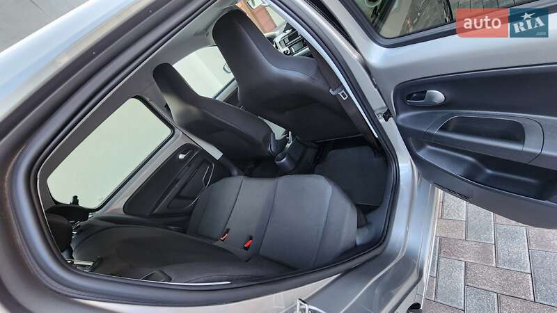 Хэтчбек Volkswagen e-Up 2020 в Одессе