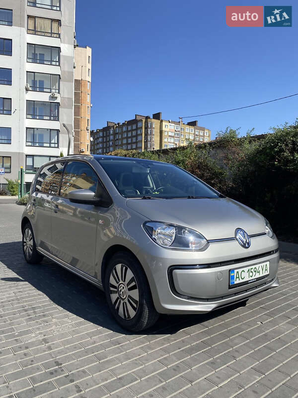 Volkswagen e-Up 2013