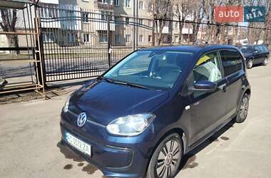 Хэтчбек Volkswagen e-Up 2014 в 