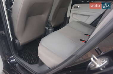 Хетчбек Volkswagen e-Up 2014 в 