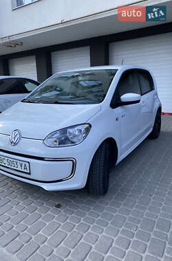 Хэтчбек Volkswagen e-Up 2013 в 