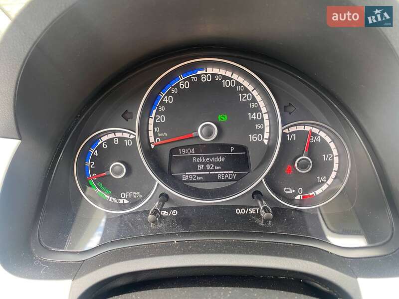 Хэтчбек Volkswagen e-Up 2014 в Киеве