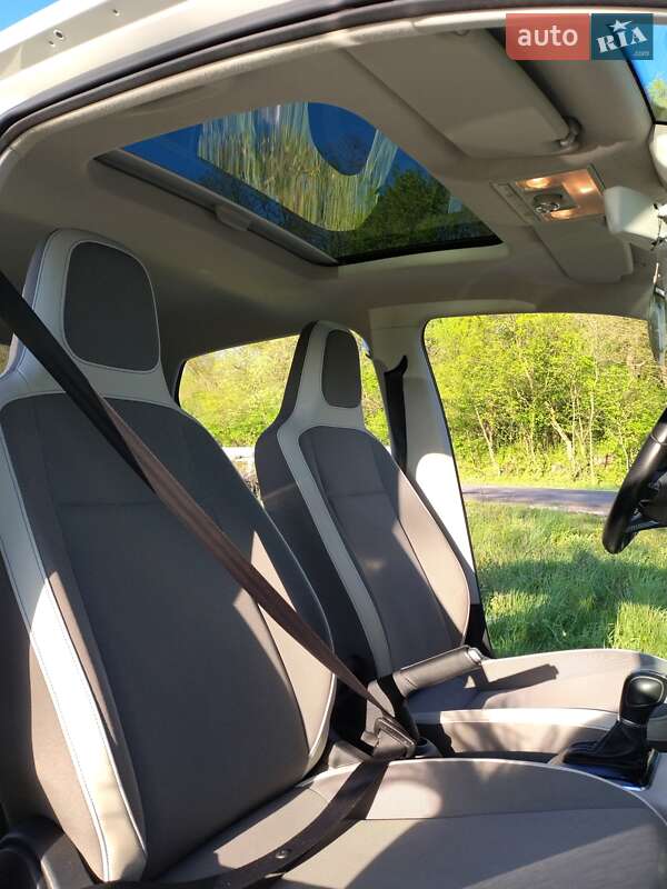 Хетчбек Volkswagen e-Up 2014 в Коломиї