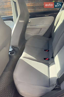 Хетчбек Volkswagen e-Up 2014 в 
