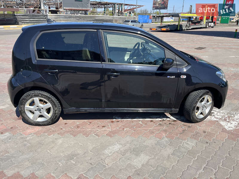 Хетчбек Volkswagen e-Up 2014 в Києві