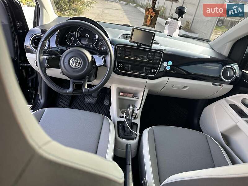 Хэтчбек Volkswagen e-Up 2014 в Запорожье
