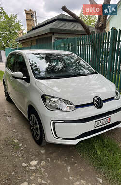 Хетчбек Volkswagen e-Up 2023 в 