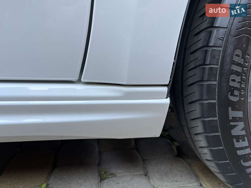 Хэтчбек Volkswagen e-Up 2014 в Львове