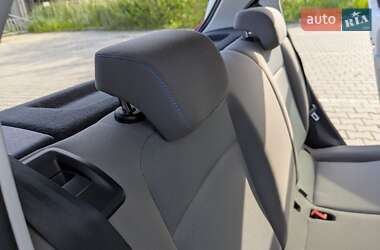 Хетчбек Volkswagen e-Up 2013 в 
