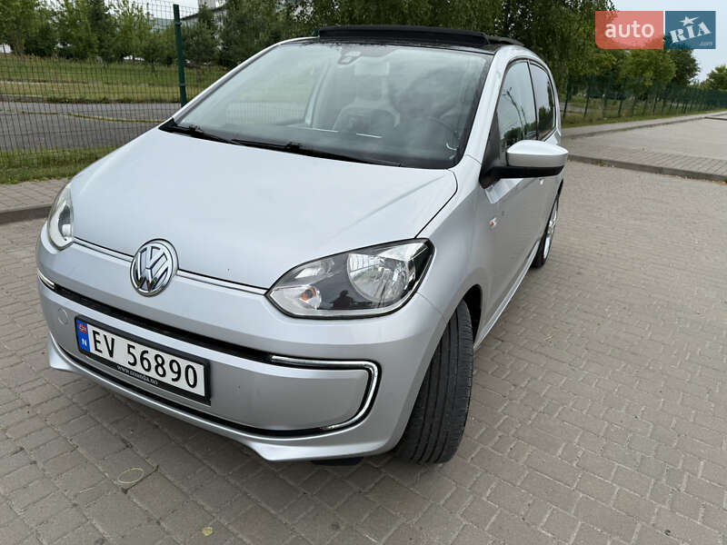 Хэтчбек Volkswagen e-Up 2014 в Львове