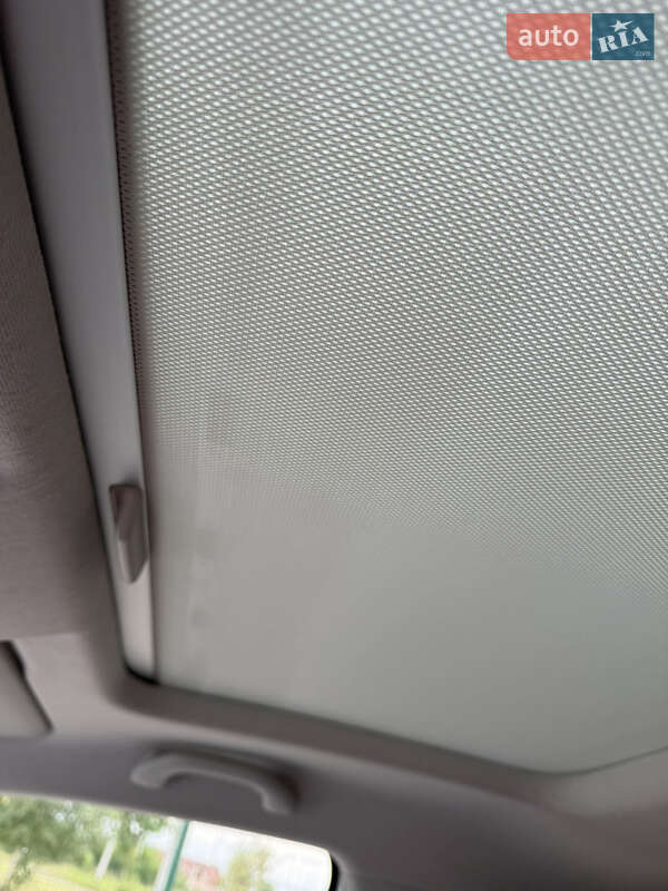 Хэтчбек Volkswagen e-Up 2014 в Львове