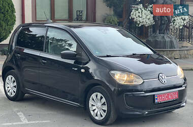 Хэтчбек Volkswagen e-Up 2015 в 