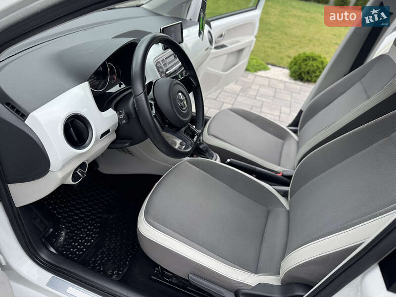 Хэтчбек Volkswagen e-Up 2014 в Ровно