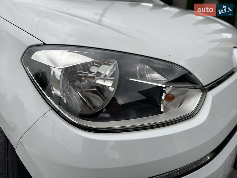 Хэтчбек Volkswagen e-Up 2014 в Ровно