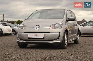 Хэтчбек Volkswagen e-Up 2016 в 