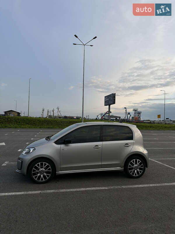 Хэтчбек Volkswagen e-Up 2020 в Львове
