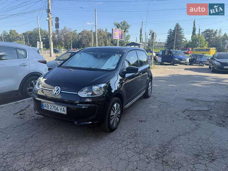 Хетчбек Volkswagen e-Up 2014 в Вінниці