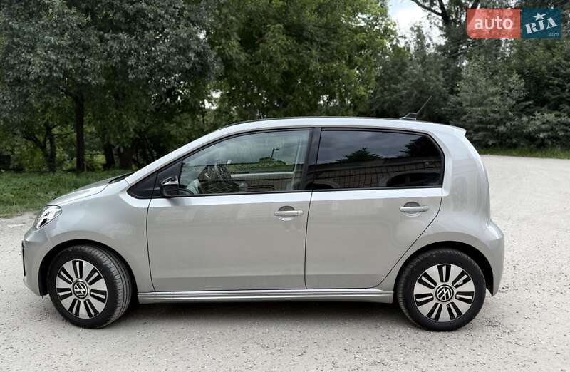 Хетчбек Volkswagen e-Up 2022 в Львові