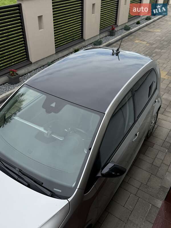 Хетчбек Volkswagen e-Up 2022 в Львові