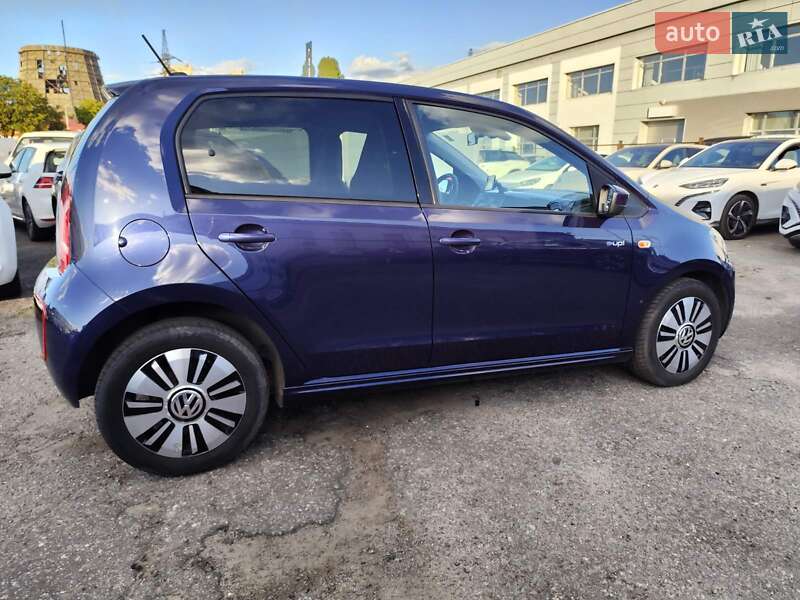 Хетчбек Volkswagen e-Up 2015 в Києві