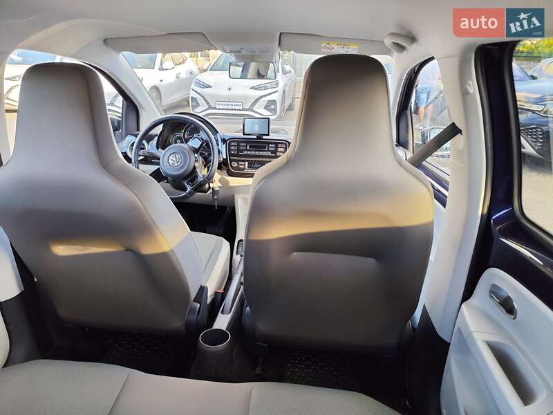 Хетчбек Volkswagen e-Up 2015 в Києві